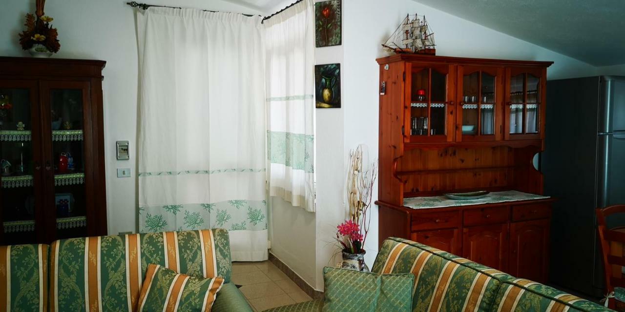 Casa Vacanza Giulia Budoni Dış mekan fotoğraf